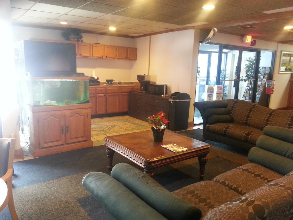 America'S Best Inn & Suites Clarksville كلاركسفيل المظهر الخارجي الصورة